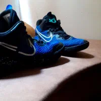 کفش والیبال Kd در حد نو