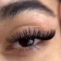 اکستنشن مژه و لیفت و لمینیت مژه و ابرو