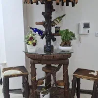 یک عدد میزکاردست