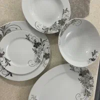 سرویس چینی گرد|ظروف سرو و پذیرایی|هشتگرد, شهرک صبا سوله|دیوار