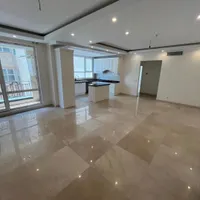 ۸۷ متری ۲ خوابه در جنت آباد شمالی سالن پرده خور