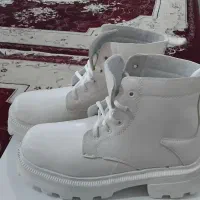 نیم بوت دخترانه سایز۴۰ رنگ سفید|کیف، کفش، کمربند|ماهدشت, |دیوار