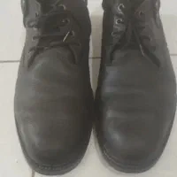 نیم بت مردانه چرم اصل سایز ۴۴‌. پوتین زنانه سایز۳۸