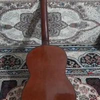 گیتار در حد نو