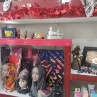 فروش میز وویترین واتاق پرو و مانکن های زنانه|فروشگاه و مغازه|نجف‌آباد, شهدای غربی|دیوار