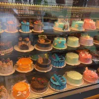 ویترین و یخچال قنادی