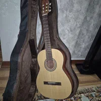 گیتار دست ساز نو