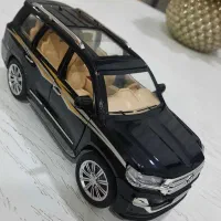 ماشین فلزی تویوتا لندکروز