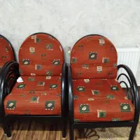 مبل فلزی سالم وتمیز|مبلمان خانگی و میز عسلی|رشت, کوی مهر|دیوار