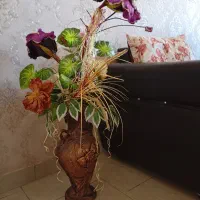 گلدان با گل مصنوعی رایگان