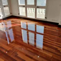نصاب نصب پارکت چوبی، ساب و لاک، تعمیرات، کفپوش.