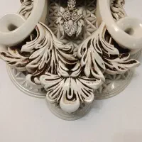 ساعت دیواری به رنگ استخوانی