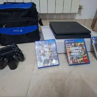 یک دستگاه PS4اصل دبی همراه با شارژر اصل و۳عدد بازی|کنسول، بازی ویدئویی و آنلاین|رشت, شهرک شهید رجایی|دیوار