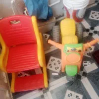دوچرخه و صندلی بچه