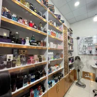 مغازه آرایشی و بهداشتی و عطر و ادکلن|فروشگاه و مغازه|یاسوج, |دیوار