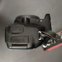 700d فروش فوری کاملا سالم و تمیز بدون هیچ ایرادی|دوربین عکاسی و فیلم‌برداری|اصفهان, خلجا|دیوار