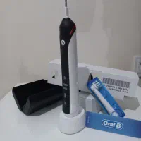 مسواک برقی اورال بی آلمانی اصل نو