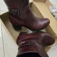 نیم بوت چرم به همراه کیف سایز ۳۶