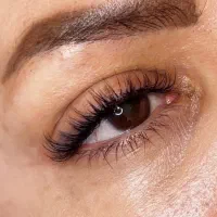 اکستنشن مژه ۳۰ درصد تخفیف به مدت محدود|خدمات آرایشگری و زیبایی|مشهد, یاس|دیوار
