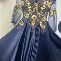 لباس مجلسی|لباس|مشهد, دانشجو|دیوار