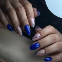 ترمیم ناخن فقط فقط ۲۲۰