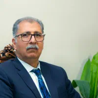 وکیل پایه یک دادگستری