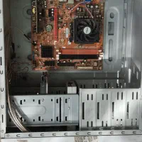 کیس قدیمی کامپیوتر بدون لوازم