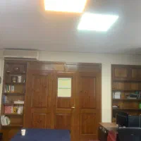 کتابخانه چوبی توکار|کتابخانه، شلف، قفسههای دیواری|تهران, فلسطین (میدان انقلاب)|دیوار