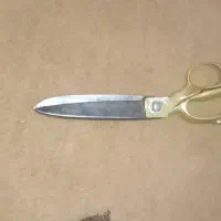 قیچی خیاطی تیزو سالم جنس دسته مفرق و تیغه فنر