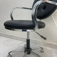فروش وسایل ارایشگاه صندلی پدیکور و تخت مژه|آرایشگاه و سالن‌های زیبایی|تهران, خاک سفید|دیوار