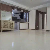 ۹۰زیربنا/برج زمرد/نماز