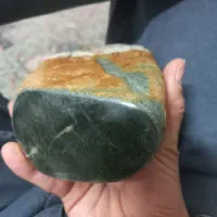 مقداری سنگ قدیمی
