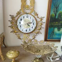 ساعت دیواری برنز و ساعت ایستاده چوبی طرح برنز|کلکسیون اشیاء عتیقه|اردبیل, |دیوار