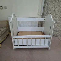 تخت و کمد نوزاد