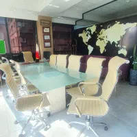 صندلی و میز کنفرانس