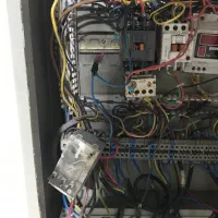 برقکاری صنعتی وساختمان وهوشمند سازی و نصب دوربین