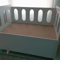 تخت کنار مادر تمام ام دی آف