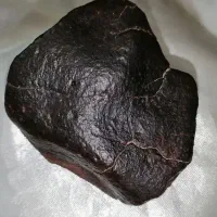 شهاب سنگ کندریت ۲۲۹ گرم