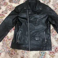 کاپشن چرم سایز xl کاملا سالم