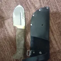 چاقو و سنگ انگشتر