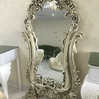 آینه قدی  و دکور