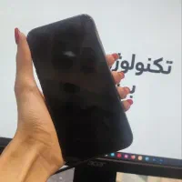 گوشی آیفون 11 با حافظه 128 با رنگ مشکی|موبایل|اصفهان, جلفا|دیوار