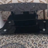 میز تلویزیون شیشه ای