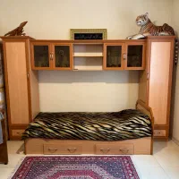ست تخت خواب، کمد لباس، میزکامپیوتر، دکوری