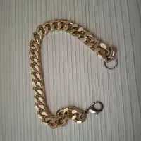 برنز و بدلیجات
