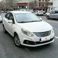 جک j4 سفید ۱۴۰۲