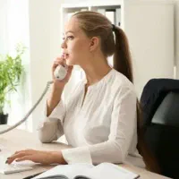 کارمند پاسخگوی تلفن و منشی تلفنی با فن بیان قوی|استخدام اداری و مدیریت|تهران, مهران (سیدخندان)|دیوار