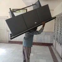 کارگر اسباب کشی وحمل و نقل