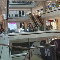 ۱۳/۵ متر تجاری همکف طلا جواهر پاساژ کورش مال