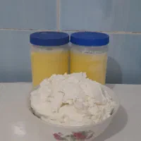 روغن زرد گاویی و ماست چکیده